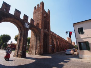 P9099975 Montagnana