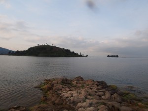 P2132368 - Uitzicht over Kivu meer