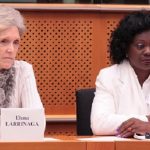 Elena Larrinaga, la autotitulada presidenta del Observatorio Cubano de Derechos Humanos con sede en Madrid, junto a la vulgar y cada vez más desprestigiada Berta Soler, que dice ser la líder de las Damas de Blanco.