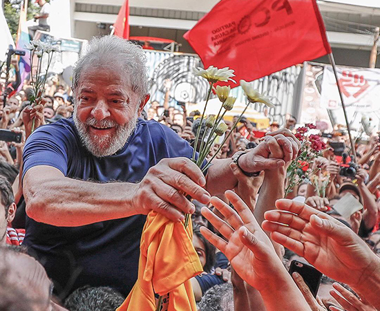 Mensaje del Comité Internacional:  Alegría por la Libertad de Lula