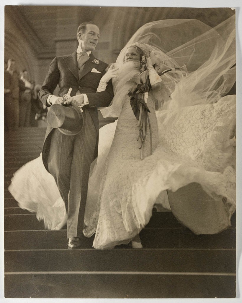 Musical stars Madge Elliott and Cyril Ritchard's wedding 1935