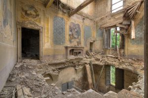 villa italie italië italy aardbeving verval custers photography secrets of neglected places urbex abandoned