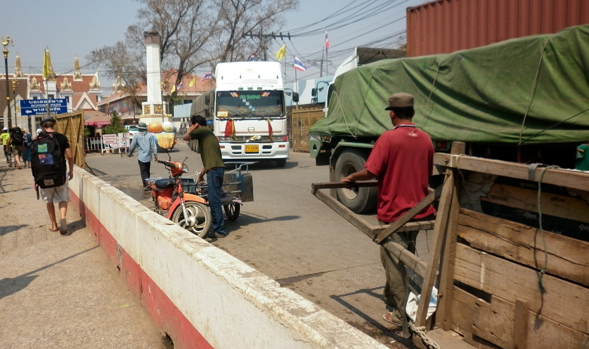 Auswandern Grenzübergang Thailand