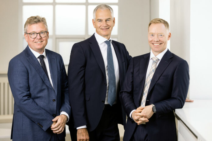 colliers-troels-lau-larsen-flemming-michelsen-ulrich-reckert Colliers udvider med tre nye partnere. Fra venstre: Flemming Michelsen, Ulrich Reckert og Troels Lau Larsen. Foto: PR.