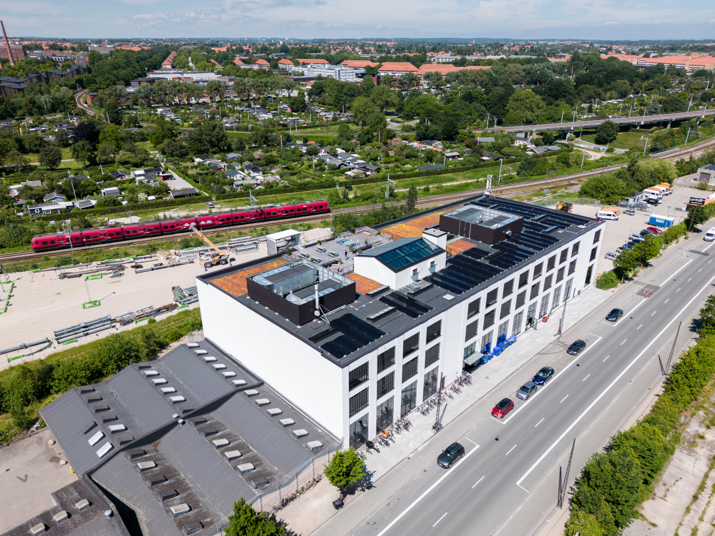 Lagerbygning på Rovsingsgade omdannet til kontorejendom. Foto: Kontrafame.