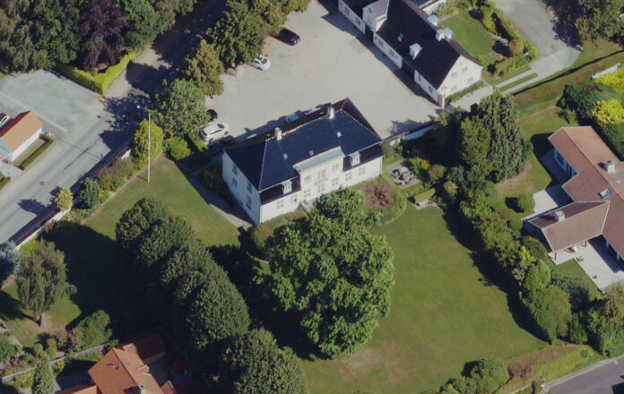 Venstre vil sælge hovedkontoret Carlsminde i Søllerød i Holte i Rudersdal Kommune.