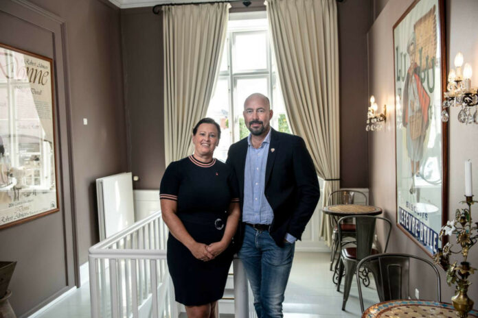 Indehavere af den nordjyske hotel- og gastronomikoncern Bühlmann, Anemette og Danni Bühlmann på Villa Provence. Foto: © Michael Bo Rasmussen / Baghuset.