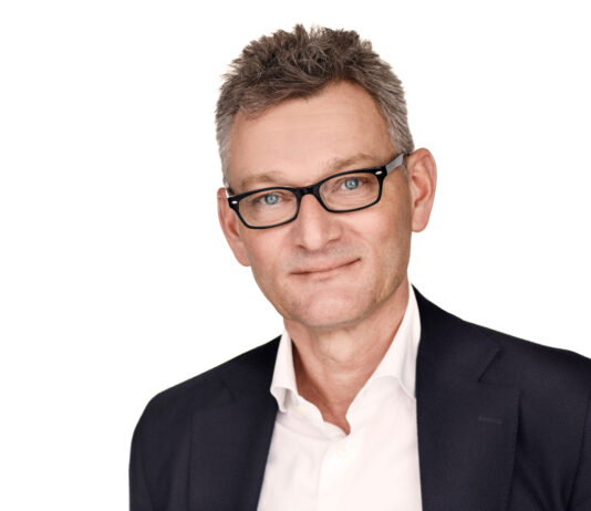EjendomDanmark advarer: Regeringens boligplan kan bremse byggeriet Peter Stenholm, administrende direktør i EjendomDanmark. Foto: EjendomDanmark.
