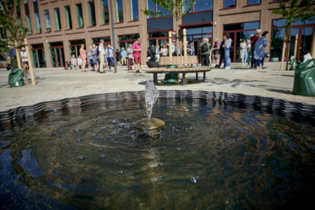 ”The seven fountains of the meanders” på Grønttorvet i Valby af billedhugger Veo Friis Jespersen. Foto: PR.