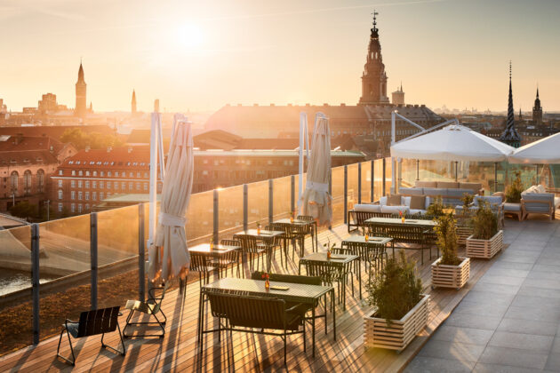 Roof – Bar & Lounge ligger på toppen af NH Collection Copenhagen. Foto: PR.