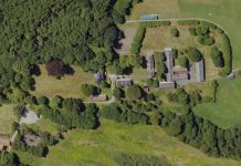 Nordsjællandske kommuner i strid om boligprojekt Nebbegård mellem Isterødvejen og Ravnsnæsvej ved Sjælsø skal omdannes til boliger. Foto: Styrelsen for Dataforsyning og Infrastruktur.