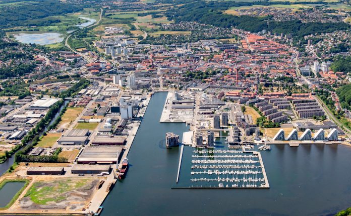 Vejle set fra oven. Foto: Finn Byrum.
