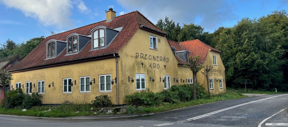 Føniks vil puste liv i Bregnerød Kro med 18 hotellejligheder og en restaurant. Foto: Furesø Kommune.