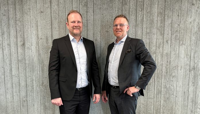 Administrerende direktør og hovedaktionær i Property Advice, Heine Jensen (til venstre), og erhvervsmægler Mikkel Kronborg. Foto: PR.