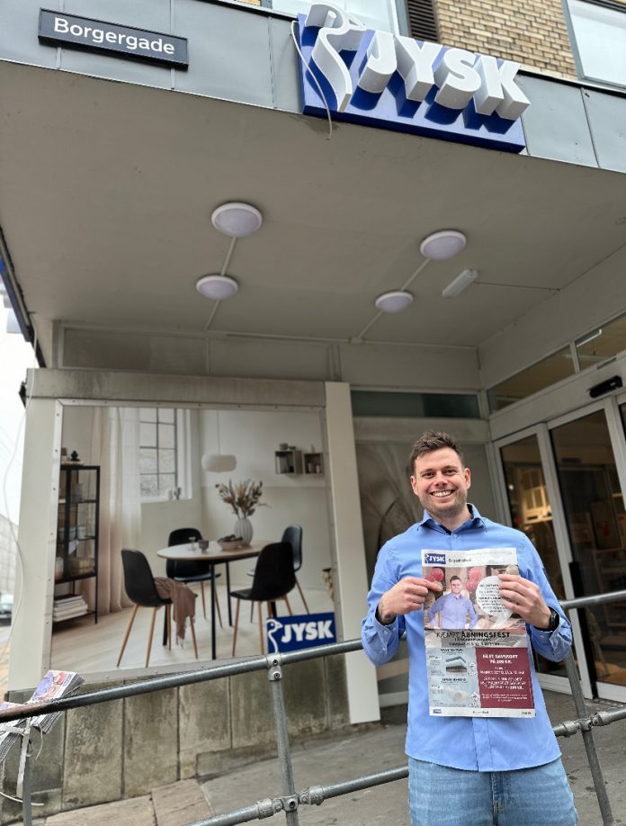 Butikschef Lukas Gotsæd fra Jysk på Borgergade i København. Foto: PR.