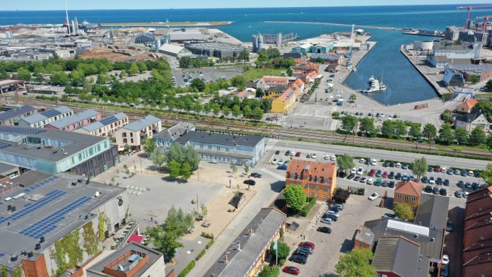 koege-kyst-underfoering-f-sees-media Arkil og CG Jensen skal frem mod november udarbejde forslag til en ny underføring under jernbanen i Køge. Foto: Sees Media.