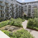 Urban Partners frasælger 345 boliger som ejerlejligheder Urban Partners sælger boligerne The Residence på Enghave Brygge og Kalvebod Huse i Ørestad som ejerlejligheder. Foto: EDC Projekt Poul Erik Bech i København.