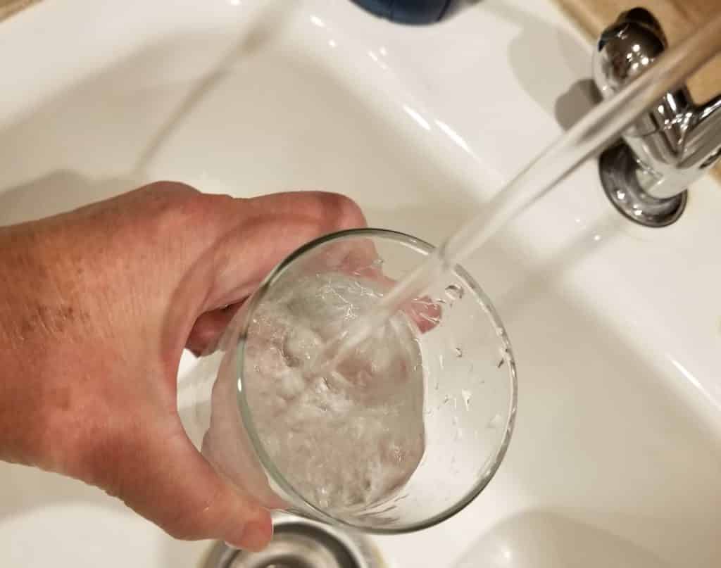 comment économiser l'eau du robinet