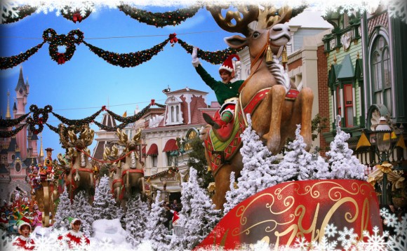 Christmas Cavalcade in Disneyland Paris