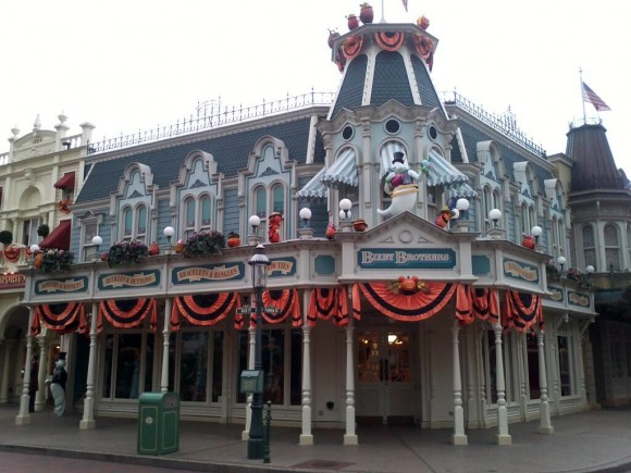 Halloween decorations on Main Street, U.S.A. in Disneyland Paris