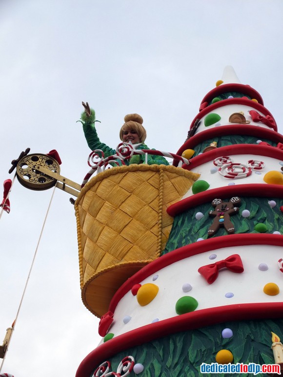 Tinkerbell in the Christmas Cavalcade in Disneyland Paris