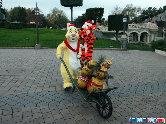 Tigger & Rabbit in the Christmas Cavalcade in Disneyland Paris