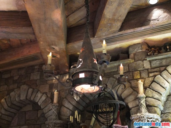 Inside Merlin l'Enchanteur, Disneyland Paris