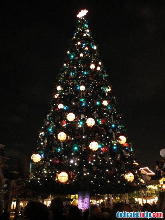 Magical Christmas Wishes in Disneyland Paris