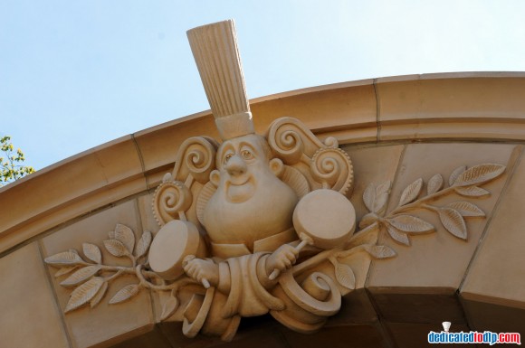 Disneyland Paris Photo Friday: La Place de Remy in Detail