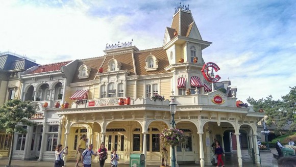 Disneyland Paris Photo Friday: Halloween 2014 Main Street, U.S.A.