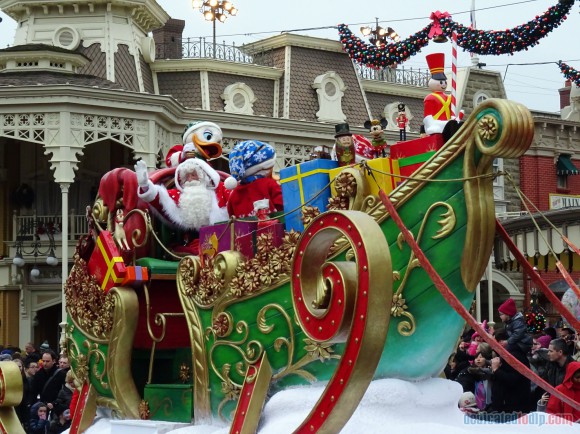 Disneyland Paris Christmas Parade 2014 Photos