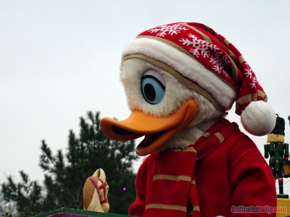 Disneyland Paris Christmas Parade 2014 Photos