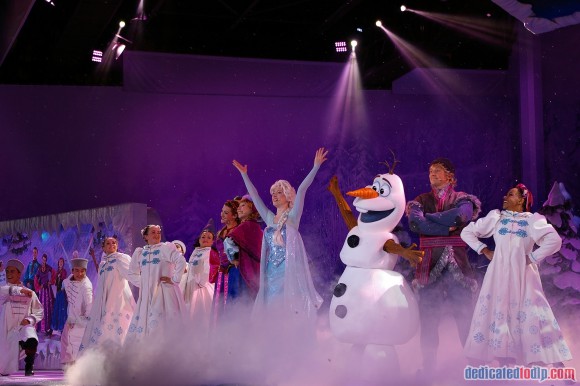 Disneyland Paris Frozen Summer Fun Season Review - Frozen-Sing-along