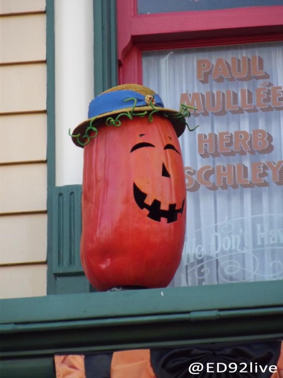Halloween Pumpkin on Main Street, U.S.A. Disneyland Paris