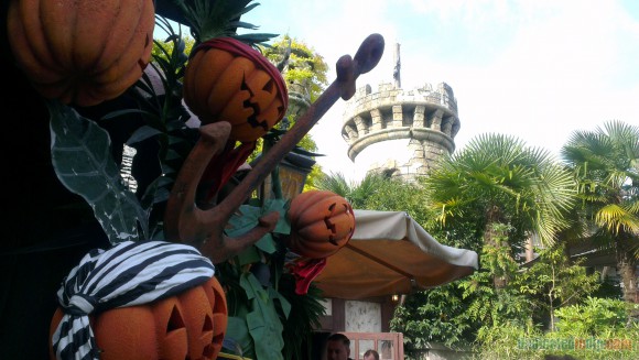 Disneyland Paris Diary: Halloween 2015 – Day 2 - Adventureland