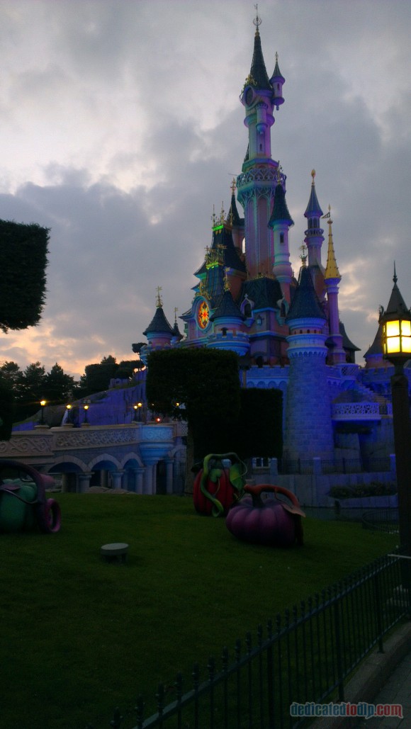 Disneyland Paris Diary: Halloween 2015 – Day 4 - Sleeping Beauty Castle