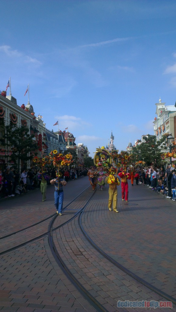 Disneyland Paris Diary: Halloween 2015 - Day 1 - Halloween Parade