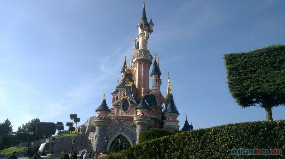 Disneyland Paris Diary: Halloween 2015 - Day 1 - Sleeping Beauty Castle