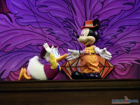 Disneyland Paris Restaurant Review: The Lucky Nugget Saloon with Puppet Shows