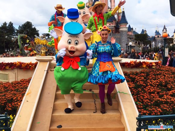 Halloween 2018 in Disneyland Paris - Mickey's Halloween Celebration Parade