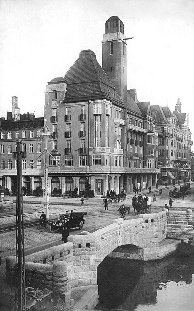 Mälarbron och hotell Savoy