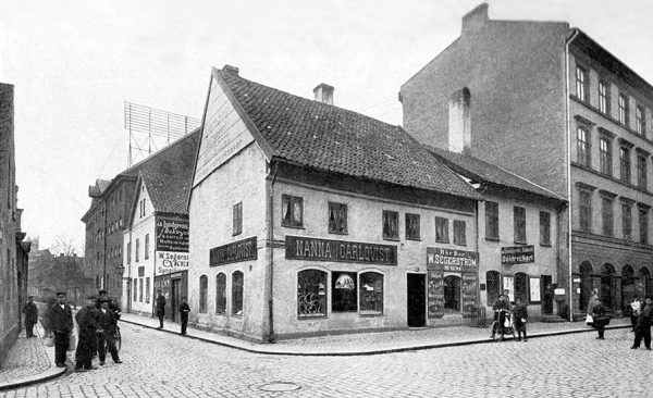 Hörnet Kalendegatan och Baltzarsgatan med Claus Mortensens hus