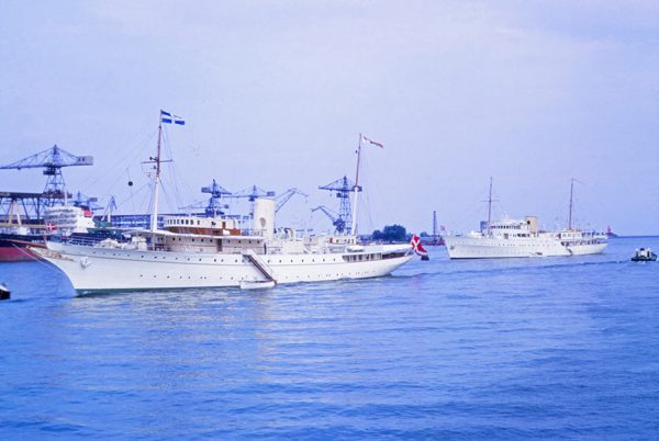 Kungliga skeppet Dannebrogen i Malmö hamn