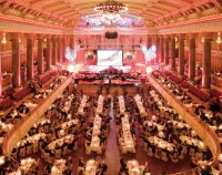 Kurhaus Wiesbaden innen Frontal