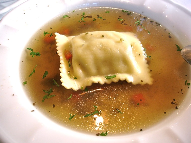 Maultaschensuppe