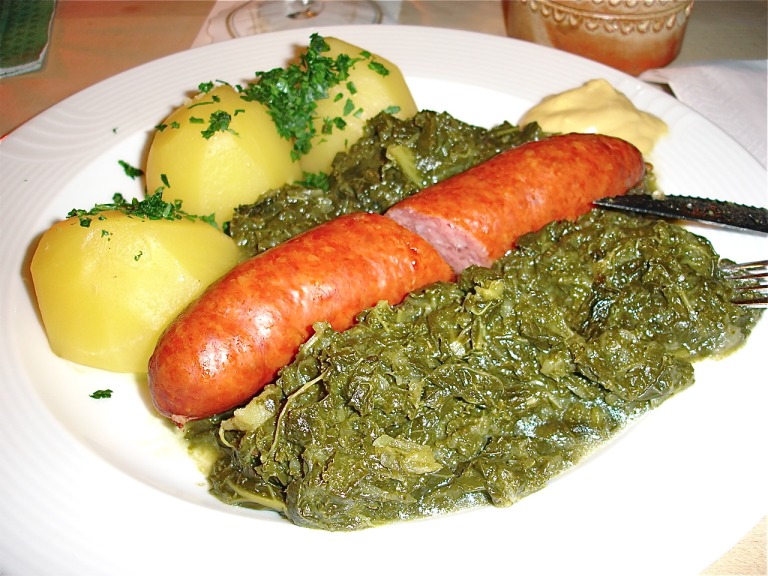 Grünkohl mit Mettwurst in der Pilsstube bei Moritz