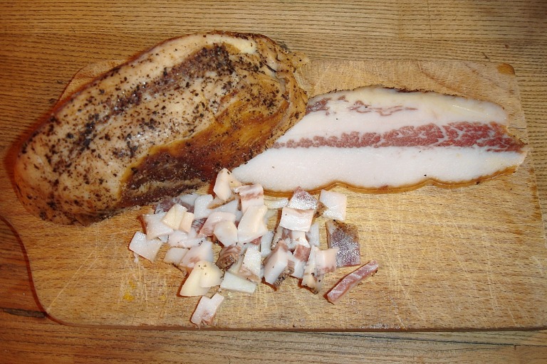 Guanciale am Stück