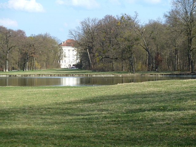 Blick auf Schloß Nymphenburg