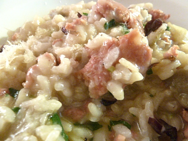 Risotto mit Salsiccia, Artischocken und Radicchio