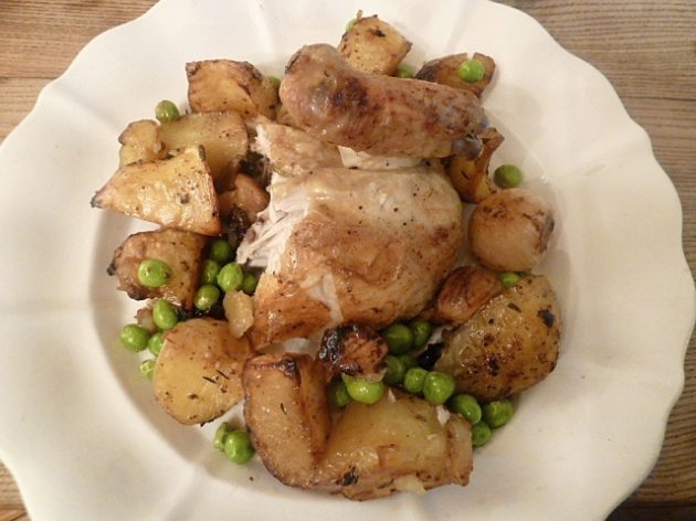 Stubenküken mit Knoblauch und Gemüse – Der Mut Anderer